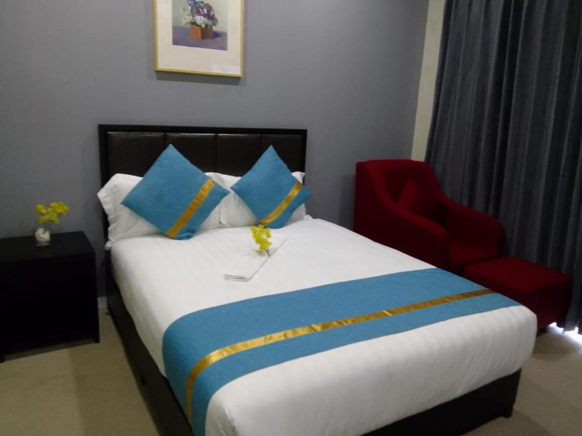 Atlantic Pearl Guest House Midrand Esterno foto