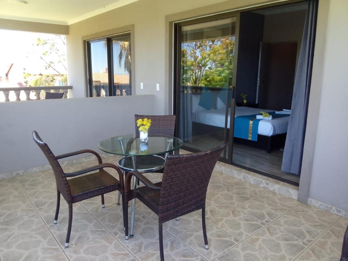 Atlantic Pearl Guest House Midrand Esterno foto